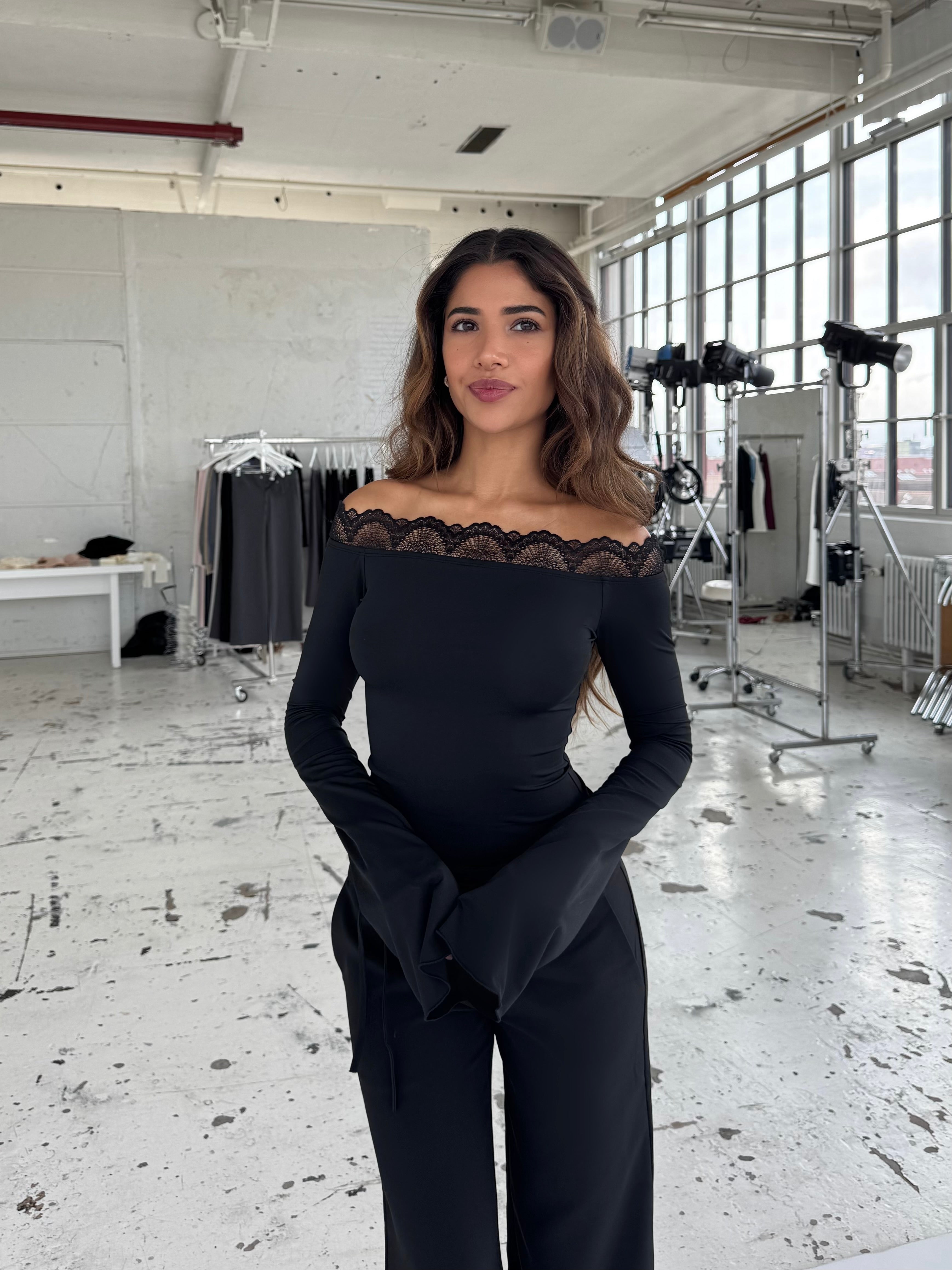 Bari basic lace top - sort