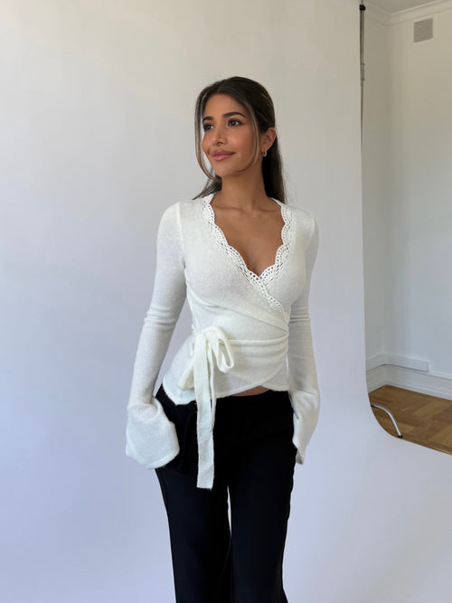 Wool Crochet Ballerina Cardigan – White