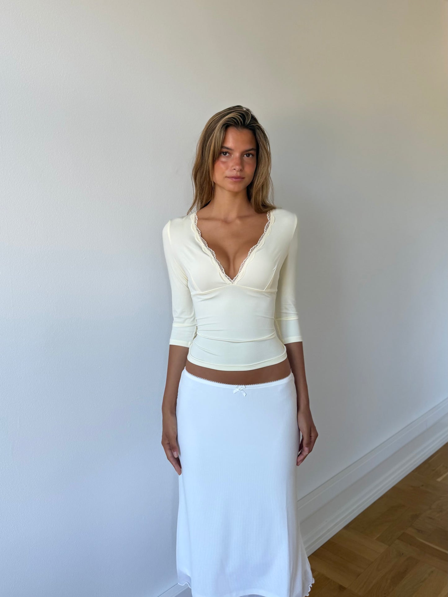 Quarter sleeve lace top - light yellow