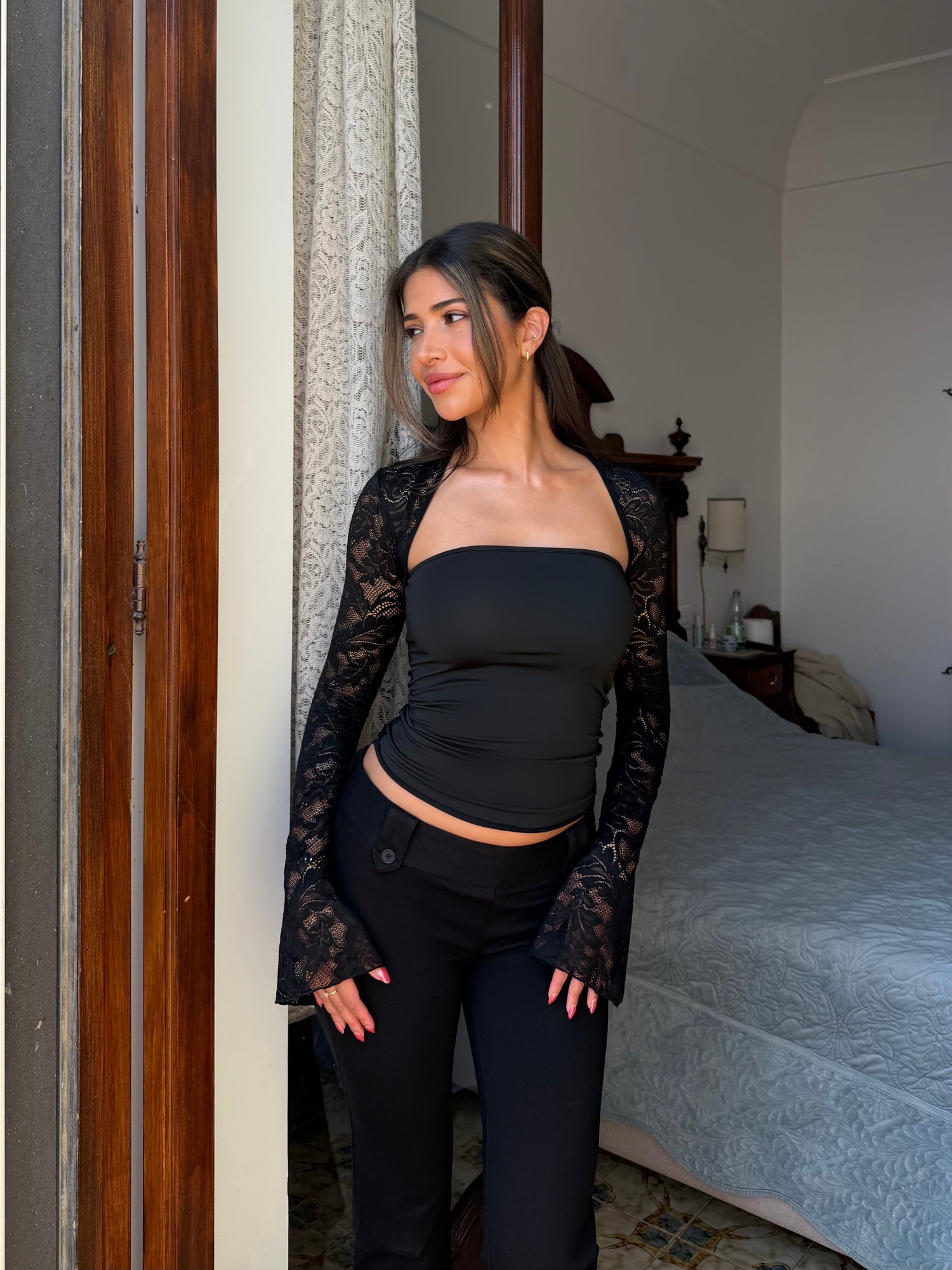 Lua lace top - sort