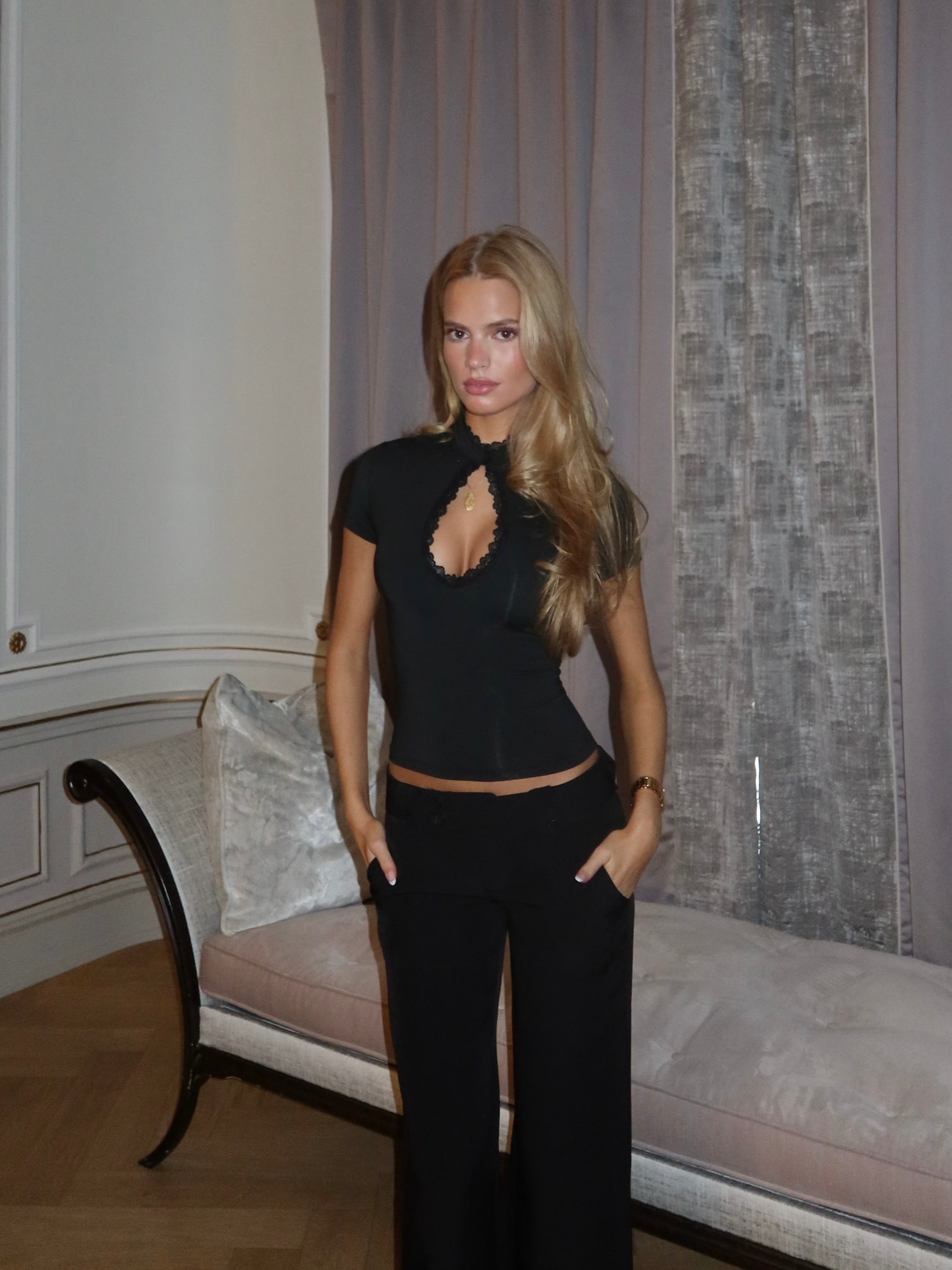 Baia lace top - sort