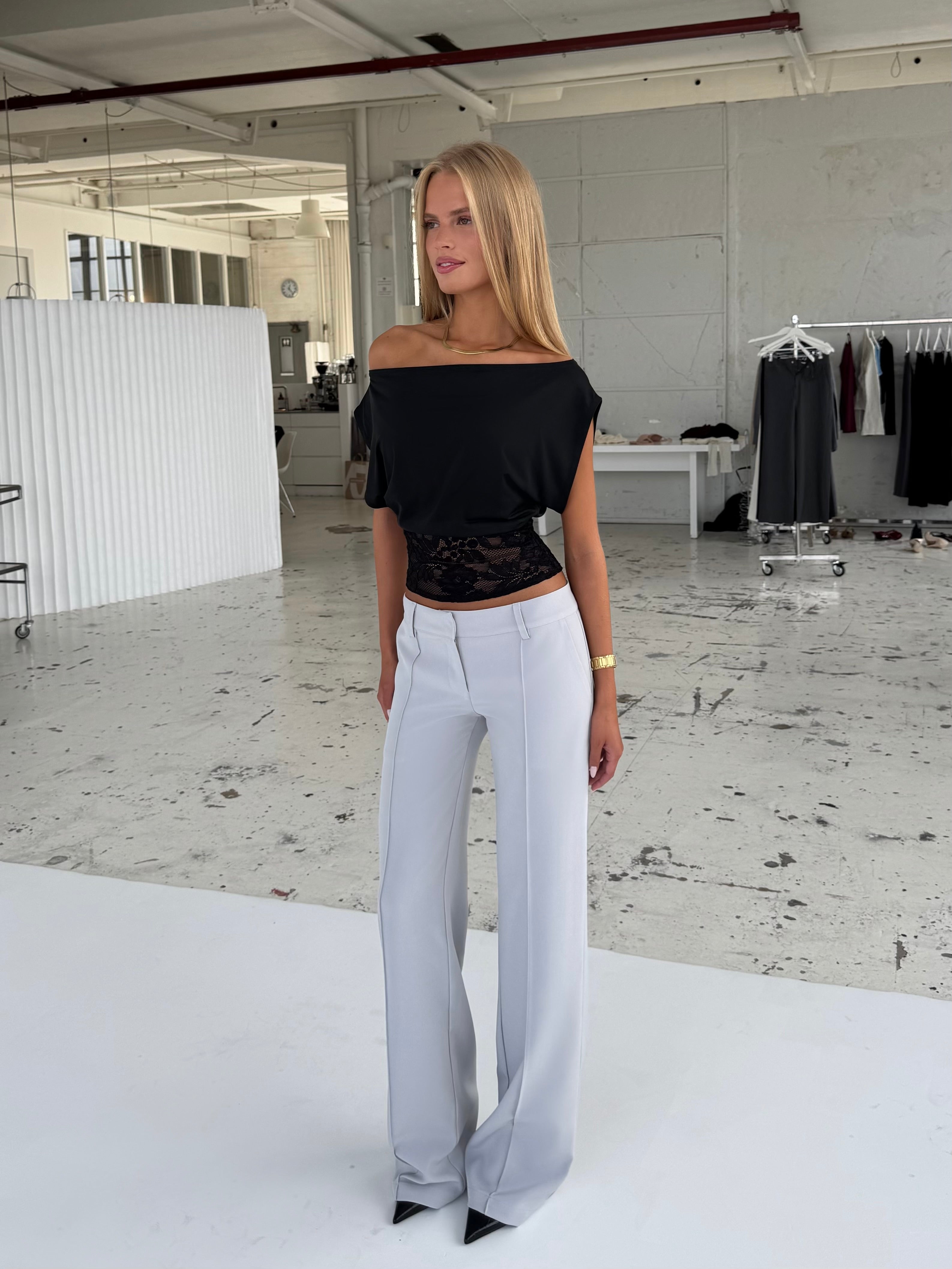 TALL Vera Wide low waist bukser - lys grå